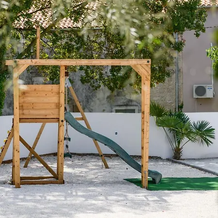 Summer House Nina Apartment *
