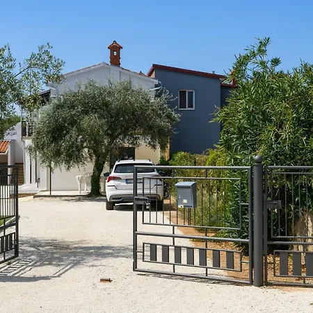 Summer House Nina Apartman