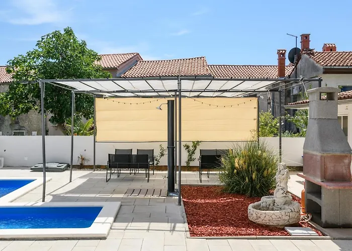 Summer House Nina Apartman *