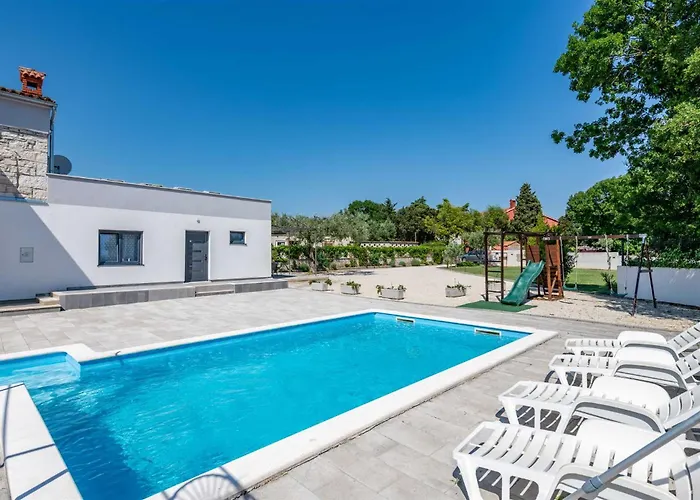 Apartman Summer House Nina *